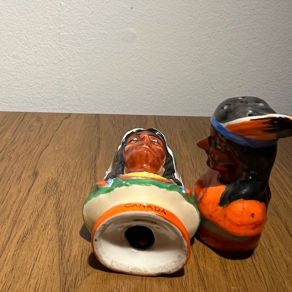 Vintage Ceramic Indian Chief and Woman Salt Pepper Shakers - Picture 3 of 7